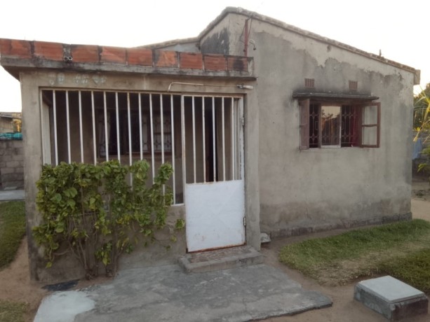 arrenda-se-uma-casa-tipo3-com-uma-cozinha-e-casa-de-banho-dentro-na-machava-socimol-km-15-big-4