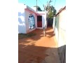vende-se-uma-casa-no-bairro-de-laulane-small-1