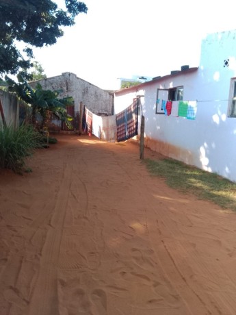 vende-se-uma-casa-no-bairro-de-laulane-big-2