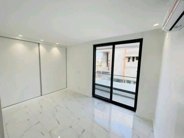 arrenda-se-luxuoso-apartamento-t3-no-solar-triunfo-novo-big-1