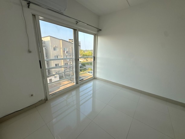 arrenda-se-apartament-t1-3-andar-condominio-casa-jovem-big-4