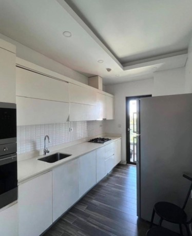 apartamento-t3-mobilado-no-condominio-cera-residence-big-2