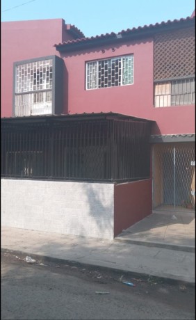 vende-se-flat-unica-num-predio-curto-big-0