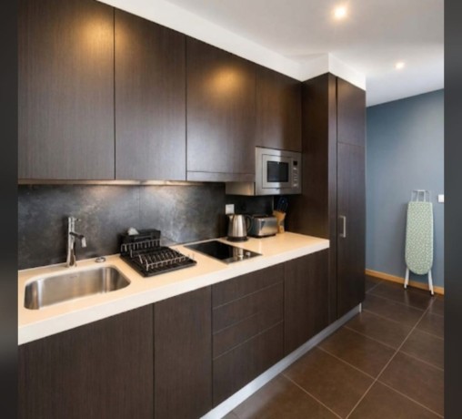 vende-se-luxuoso-apartamento-penthouse-t1-no-solar-das-acacias-big-2