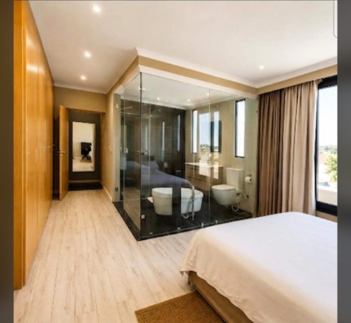 vende-se-luxuoso-apartamento-penthouse-t1-no-solar-das-acacias-big-3