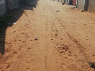 vende-se-um-espaco-no-bairro-de-laulane