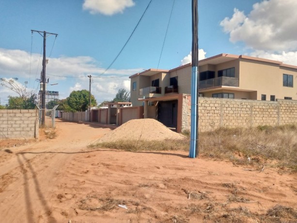 vende-se-terreno-em-maracuene-big-1