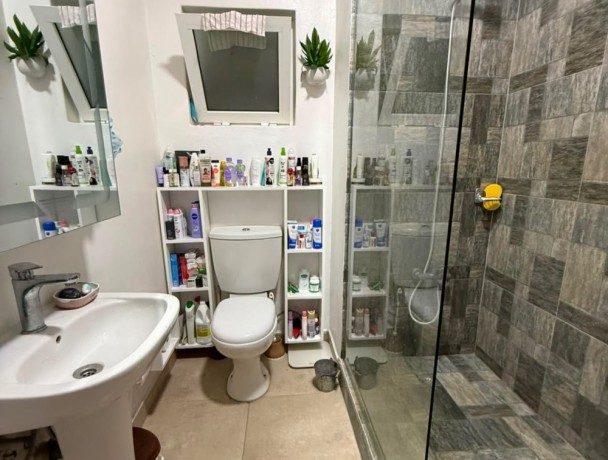 vende-se-flat-t2-2-andar-condominio-casa-jovem-big-1