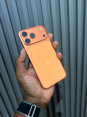 iphone-17-pro-max-256gb-orange-saude-de-bateria-96-sem-caixa-big-0