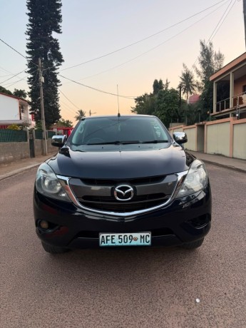 mazda-bt50-2016-manual-motor-22-90000km-big-0