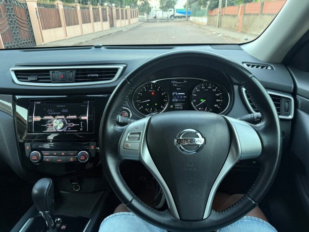nissan-x-trail-modelo-2017-motor-20-gasolina-4x4-big-2
