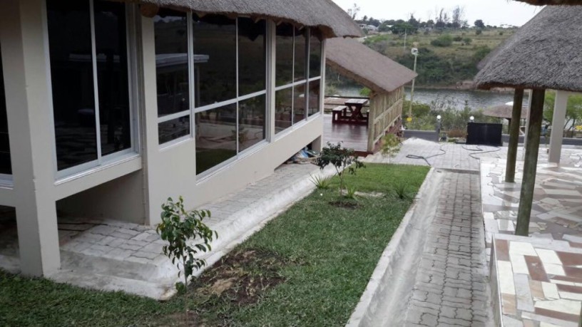 vende-se-magnifica-propriedade-t4-no-bilene-big-3