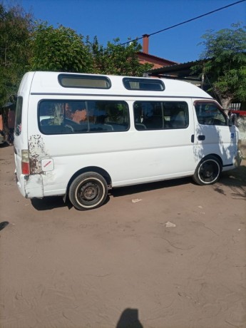 nissan-caravan-big-0