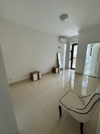 arrenda-se-super-moradia-triplex-t5-no-condominio-karibu-av-marginal-big-3