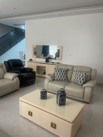 arrenda-se-luxuosa-moradia-t4-mobilada-no-condominio-rafaela-big-3