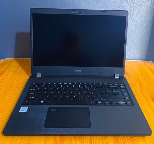 acer-travelmate-p214-52-big-2