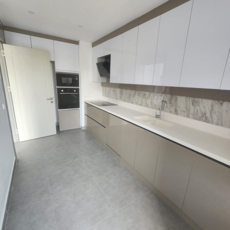 arrenda-se-belissimo-apartamento-t2-no-condominio-677-edificio-novo-big-0