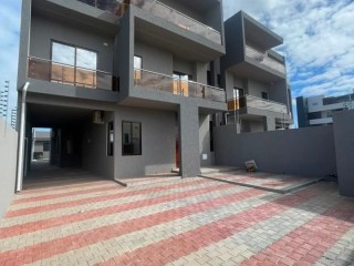 vende-se-uma-moradia-t6-na-costa-do-sol-mapulene-ak