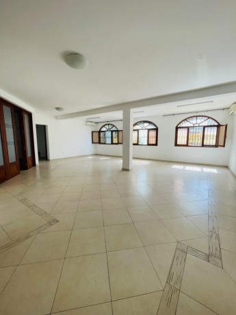 vende-se-magnifica-moradia-com-15-compartimentos-na-sommerschield-1-big-1