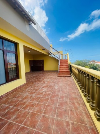 vende-se-magnifica-moradia-com-15-compartimentos-na-sommerschield-1-big-3