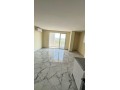 arrenda-se-luxuoso-apartamento-t1-na-marginal-deco-assos-small-2