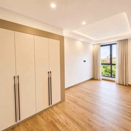 arrenda-se-luxuoso-apartamento-t2-no-condominio-galaxia-mar-big-1