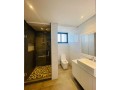 vende-se-luxuosa-moradia-geminada-t4-no-triunfo-novo-small-0