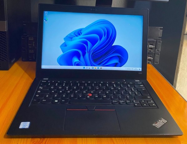 lenovo-thinkpad-x280-big-1