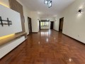 vende-se-magnifica-moradia-t6-na-cidade-da-matola-small-2
