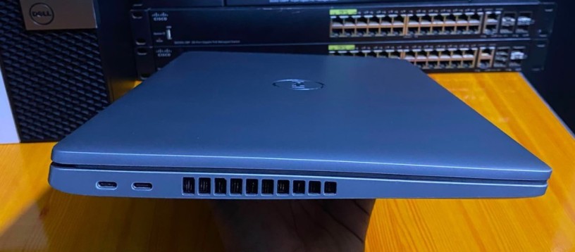 dell-latitude-5520-big-3