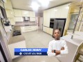 arrenda-e-vende-se-apartamento-t3-com-vista-ao-mar-no-condominio-karibu-na-av-da-marginal-small-0