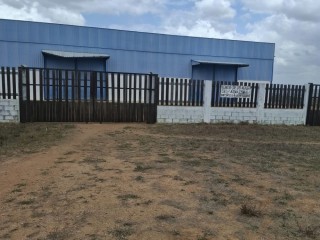 excelente-armazem-industrial-em-nacala-porto