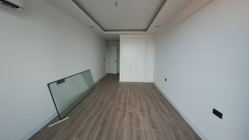 arrenda-se-apartamento-t4-no-condominio-aura-residence-big-2