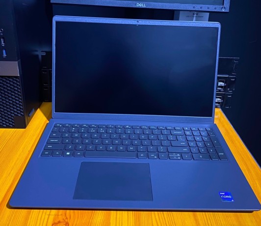 dell-vostro-p112f-big-0