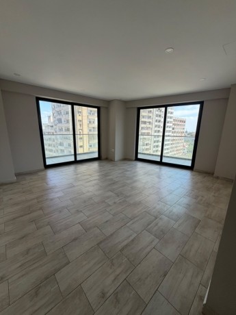 arrenda-se-luxuoso-apartamento-t3-no-plaza-big-1