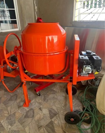 vende-se-uma-betoneira-eletrica-combustivel-big-0