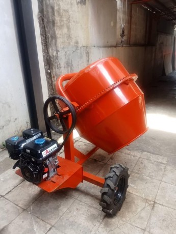 vende-se-uma-betoneira-eletrica-combustivel-big-1