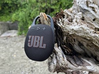 jbl-clip-5