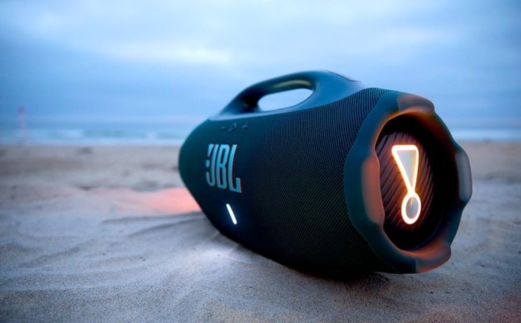 jbl-boombox-4-big-0