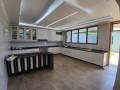 arrenda-se-moderna-moradia-t4-no-triunfo-2-small-0