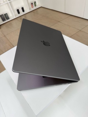 macbook-pro-m1-2021-apple-m1-pro-space-gray-memory-16gb-ram-storage-1tb-ssd-16-liquid-retina-xdr-bateria-90-big-2