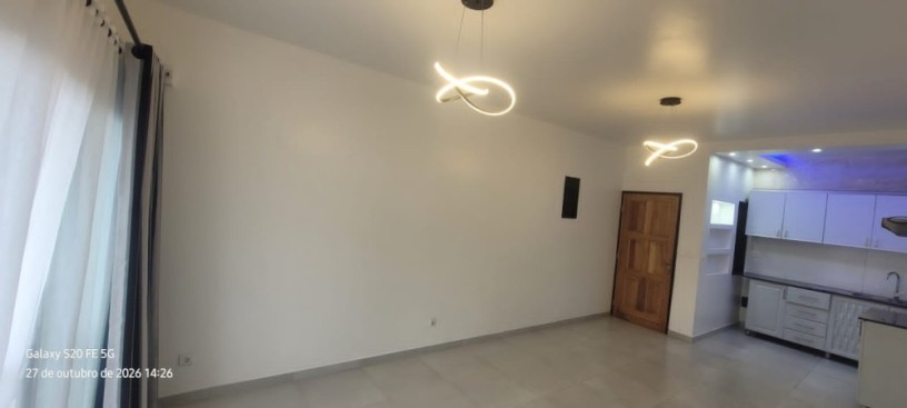 arrenda-se-uma-moradia-t3-dentro-de-um-condominio-no-triunfo-com-vista-big-4