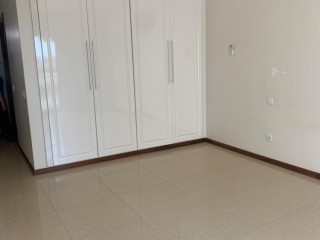 arrenda-se-luxuoso-apartamento-t3-no-condominio-the-palm