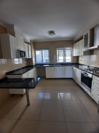 arrenda-se-luxuoso-apartamento-t3-no-condominio-the-palm-big-2