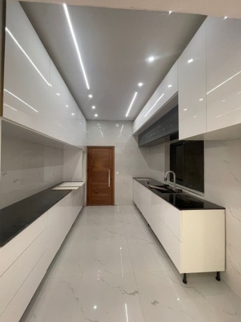 arrenda-se-luxuosa-moradia-t3-no-condominio-lira-no-chiango-big-3