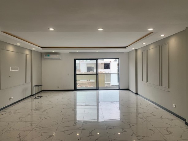 arrenda-se-luxuoso-apartamento-t3-no-condominio-sarah-apartaments-no-triunfo-novo-big-0