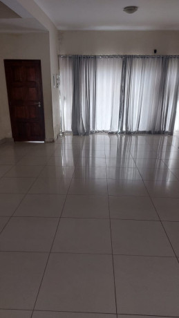 arrenda-se-duplex-3-no-tchumene-2-big-0